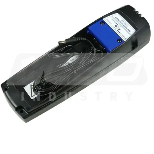 CHARGER SC30 12-24 VDC AKKU 3300MAH